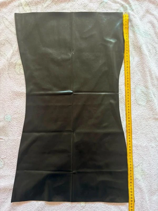 Zwarte buisjurk - latex - maat 36 (S) – photo 3